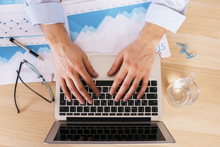 تاثیر نوشتن متن تبلیغاتی بر نرخ کلیک، تبدیل و ROI